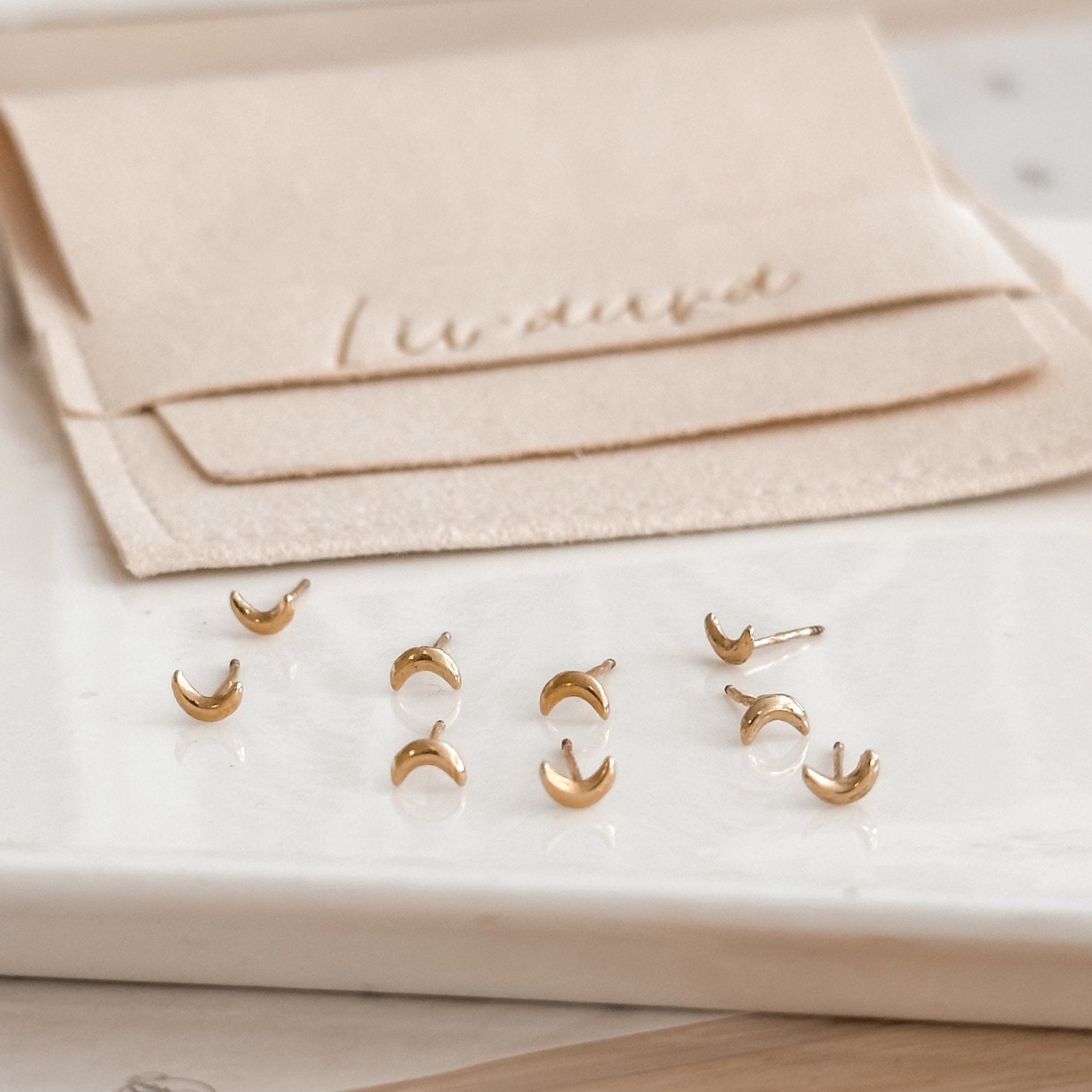 10k Gold Moon Stud Earrings - Liv.Aura Jewelry