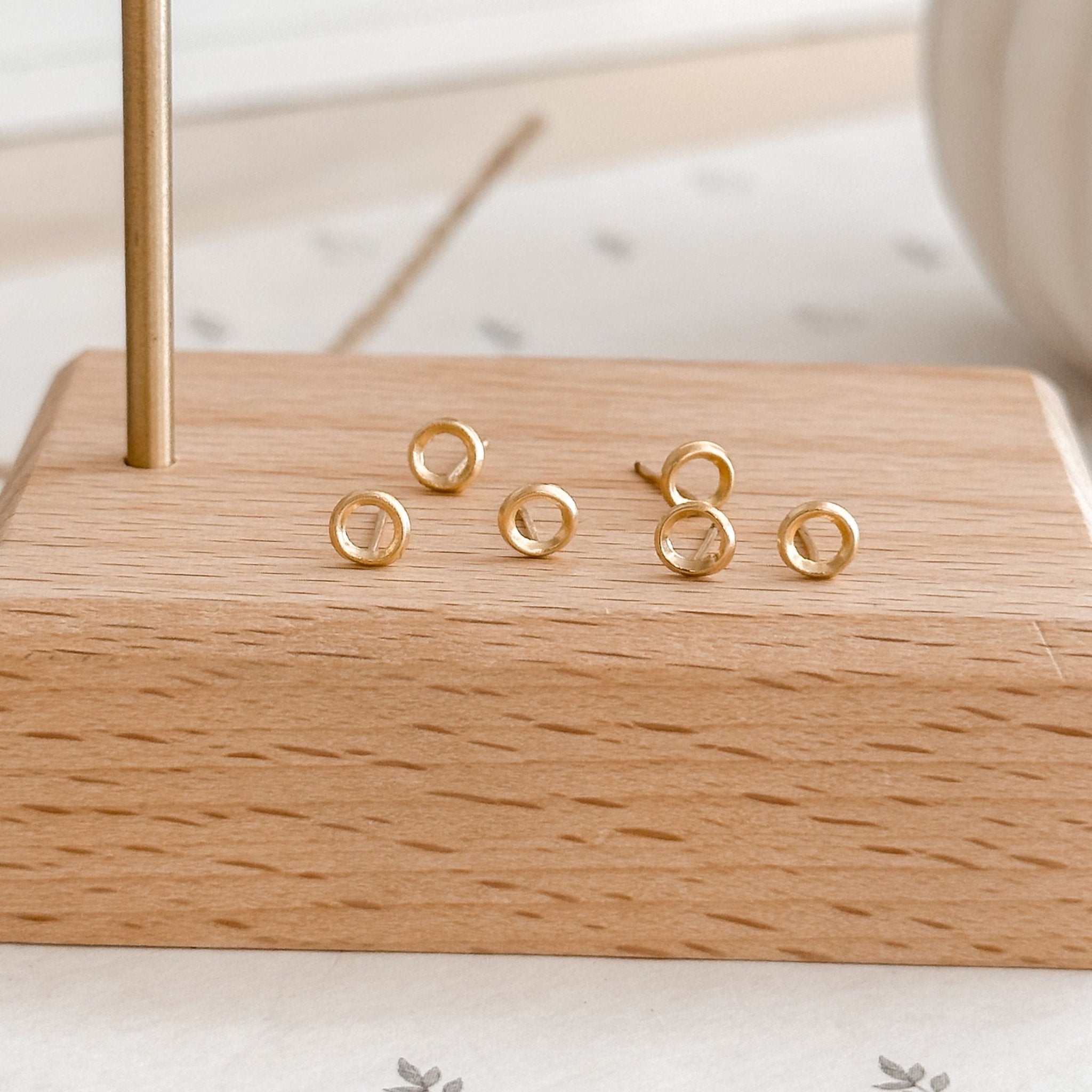10K Gold Open Circle Stud Earrings | Hypoallergenic & Screw Back - Liv.Aura Jewelry