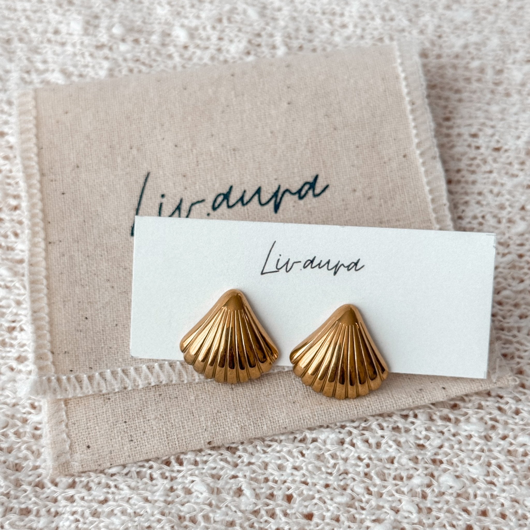Costa Stud Earrings – 18K Gold Shell Studs, Waterproof & Hypoallergenic - Liv.Aura Jewelry