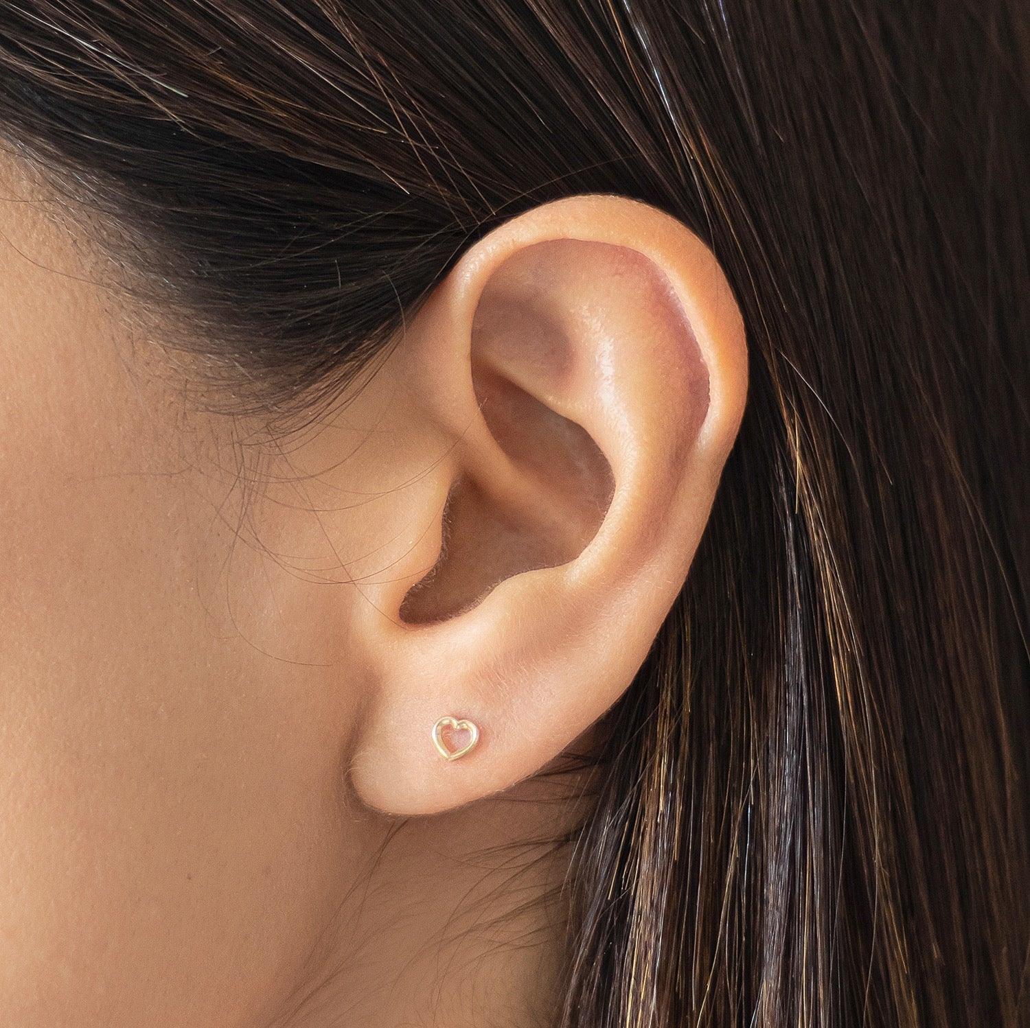10k Gold Open Heart Stud Earrings - Liv.Aura Jewelry