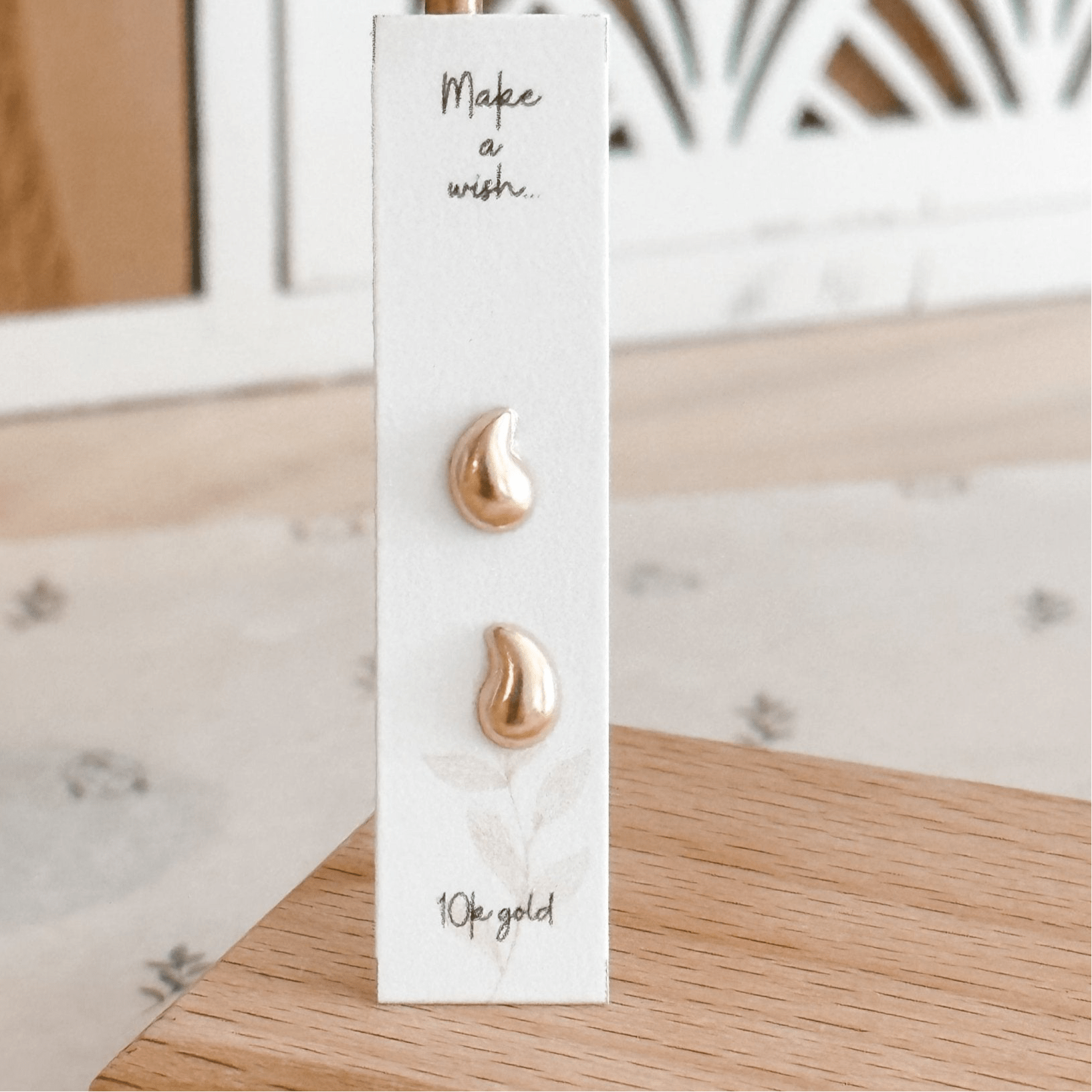 10k Water Drop Stud Earrings - Liv.Aura Jewelry