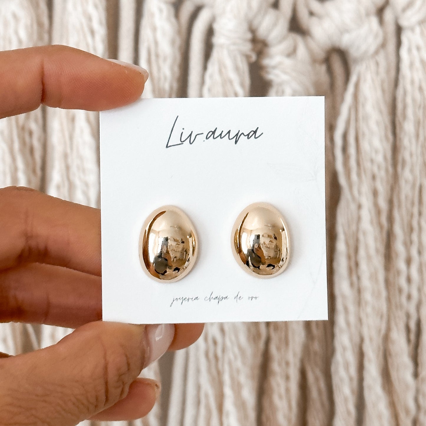 minimalist gold drop earrings 
