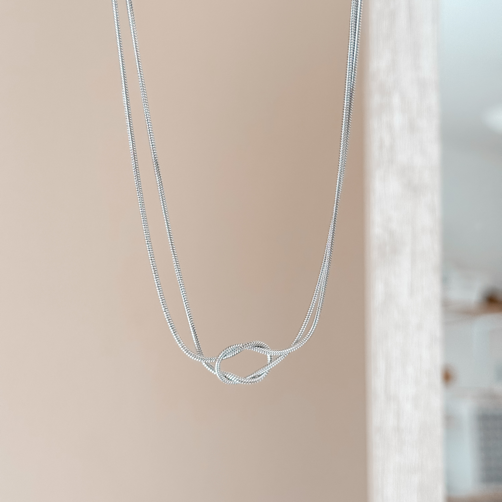 Nudo Necklace