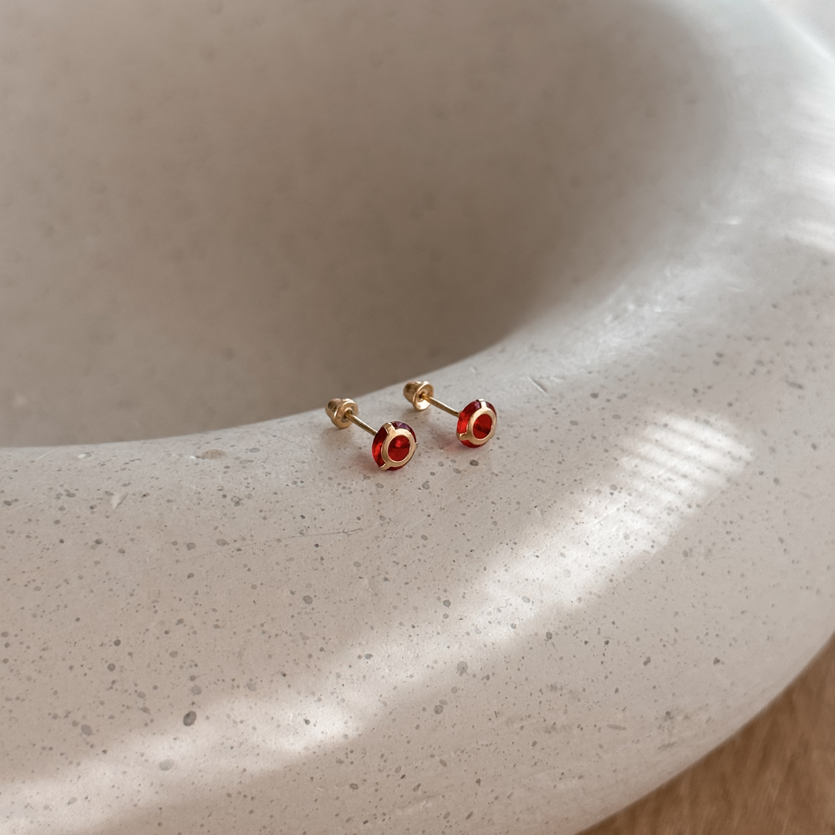 10K Solid Gold Round Red CZ Stud Earrings
