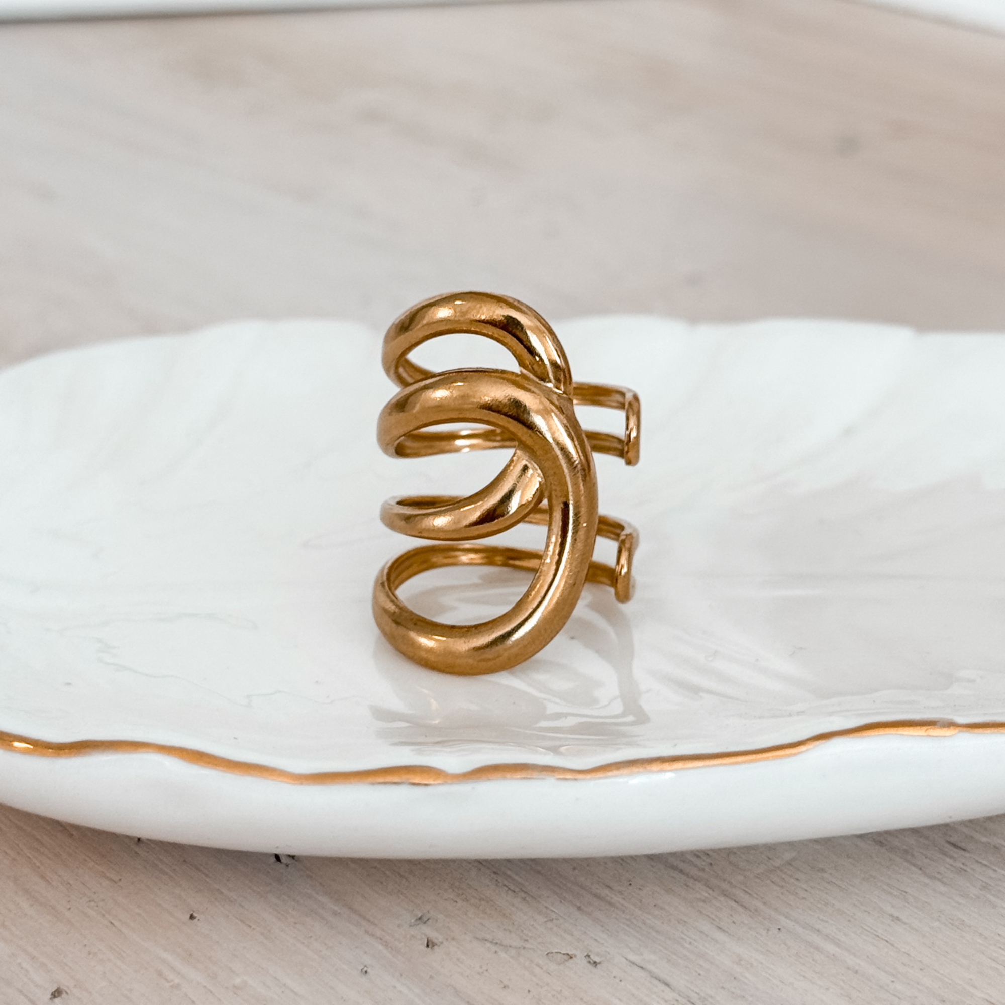 Dara Ring