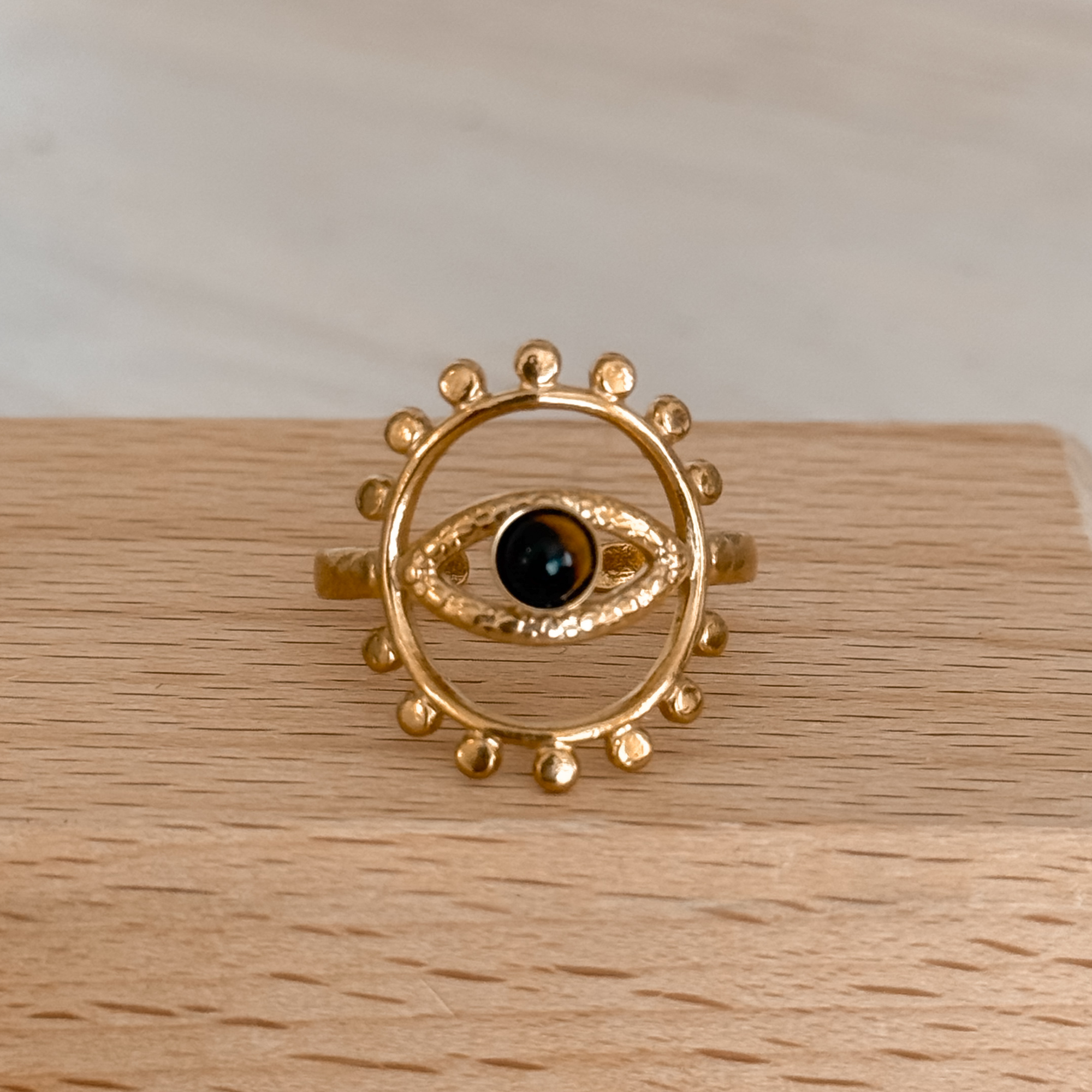 Eye Ring