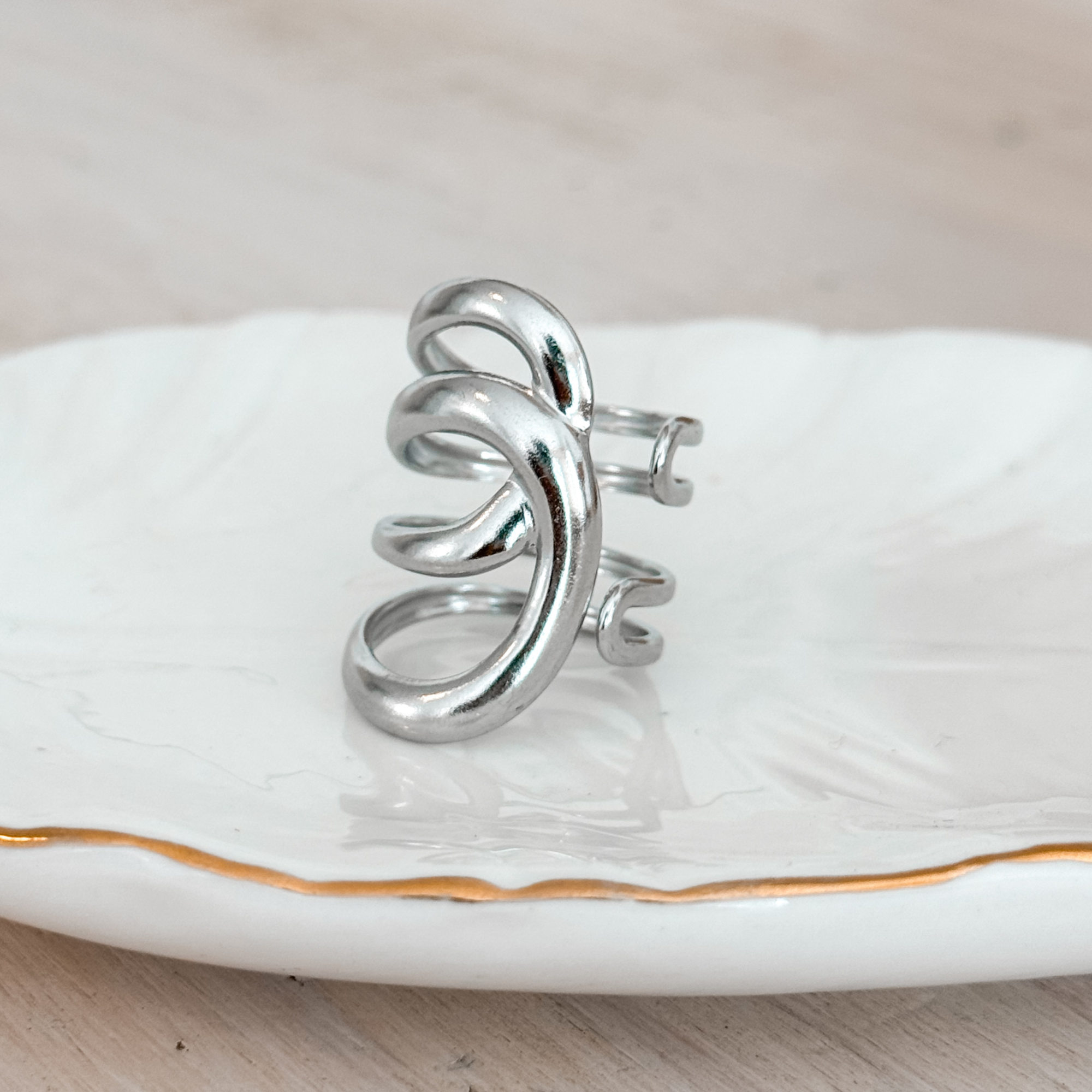 Dara Ring