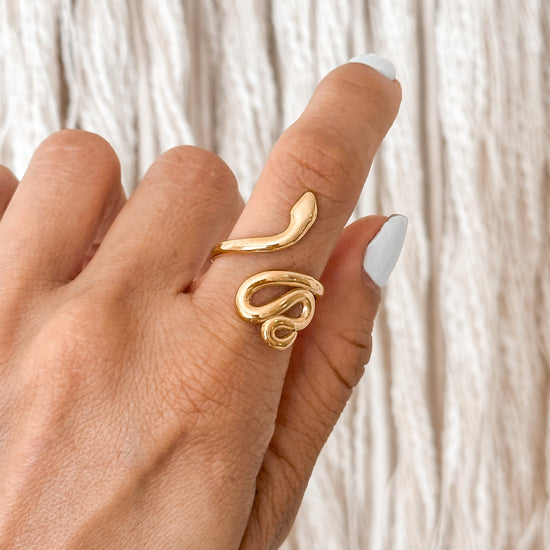 18K Gold Snake Ring