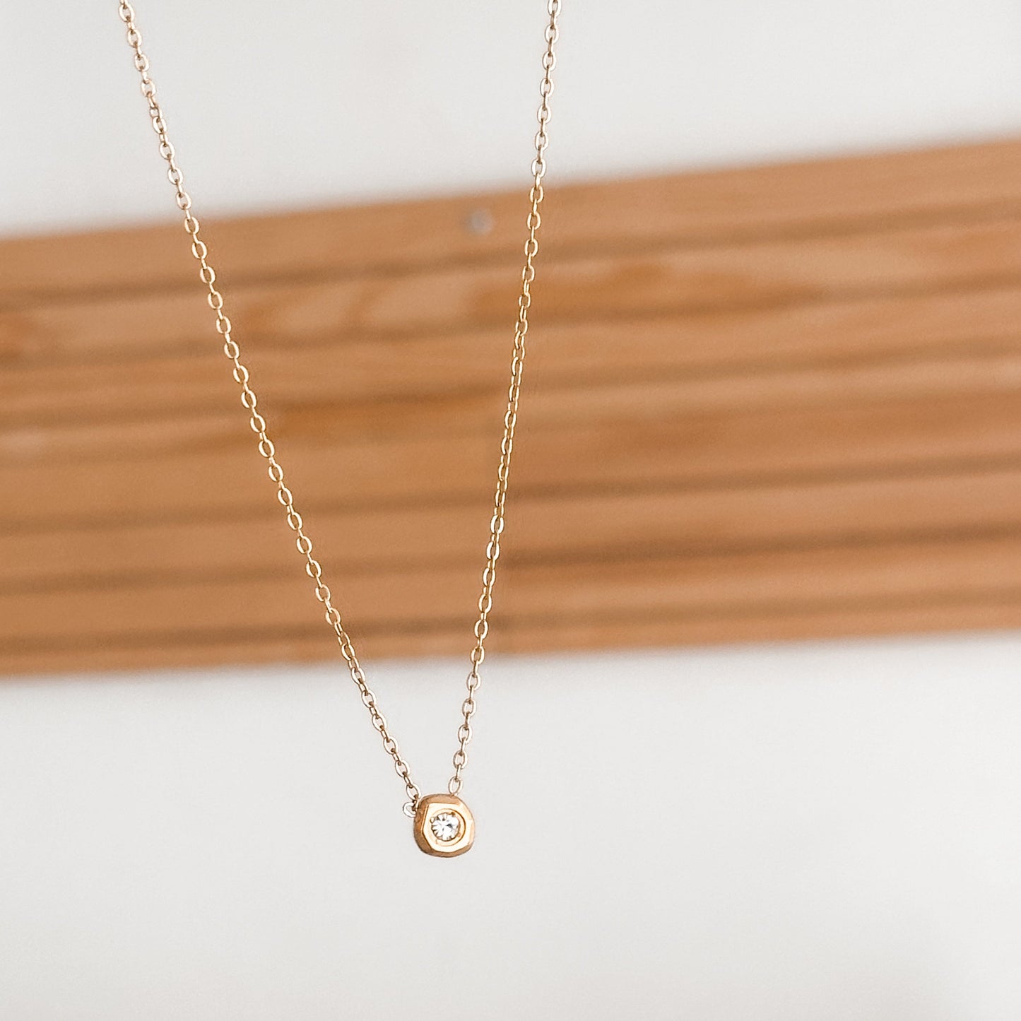 Solitaire Circle Necklace| 18K Gold