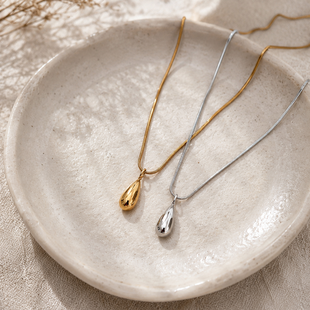 Teardrop Necklace