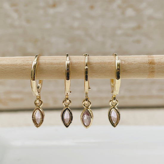 These beautiful and dainty oval hoop earrings would be the perfect addition to your everyday style.