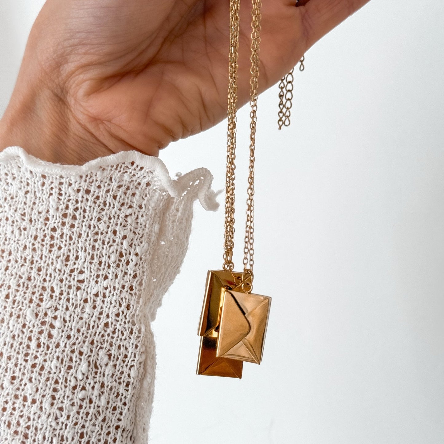 Amora Love Letter Necklace | 18K Gold Envelope Pendant - Liv.Aura Jewelry