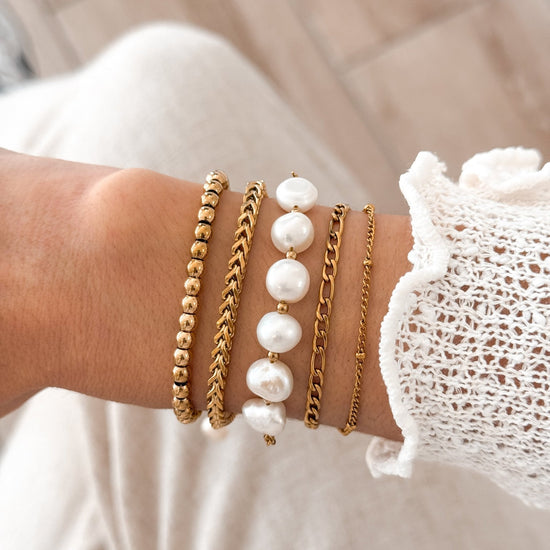 Celeste Pearl Bracelet | Adjustable Bracelet - Liv.Aura Jewelry