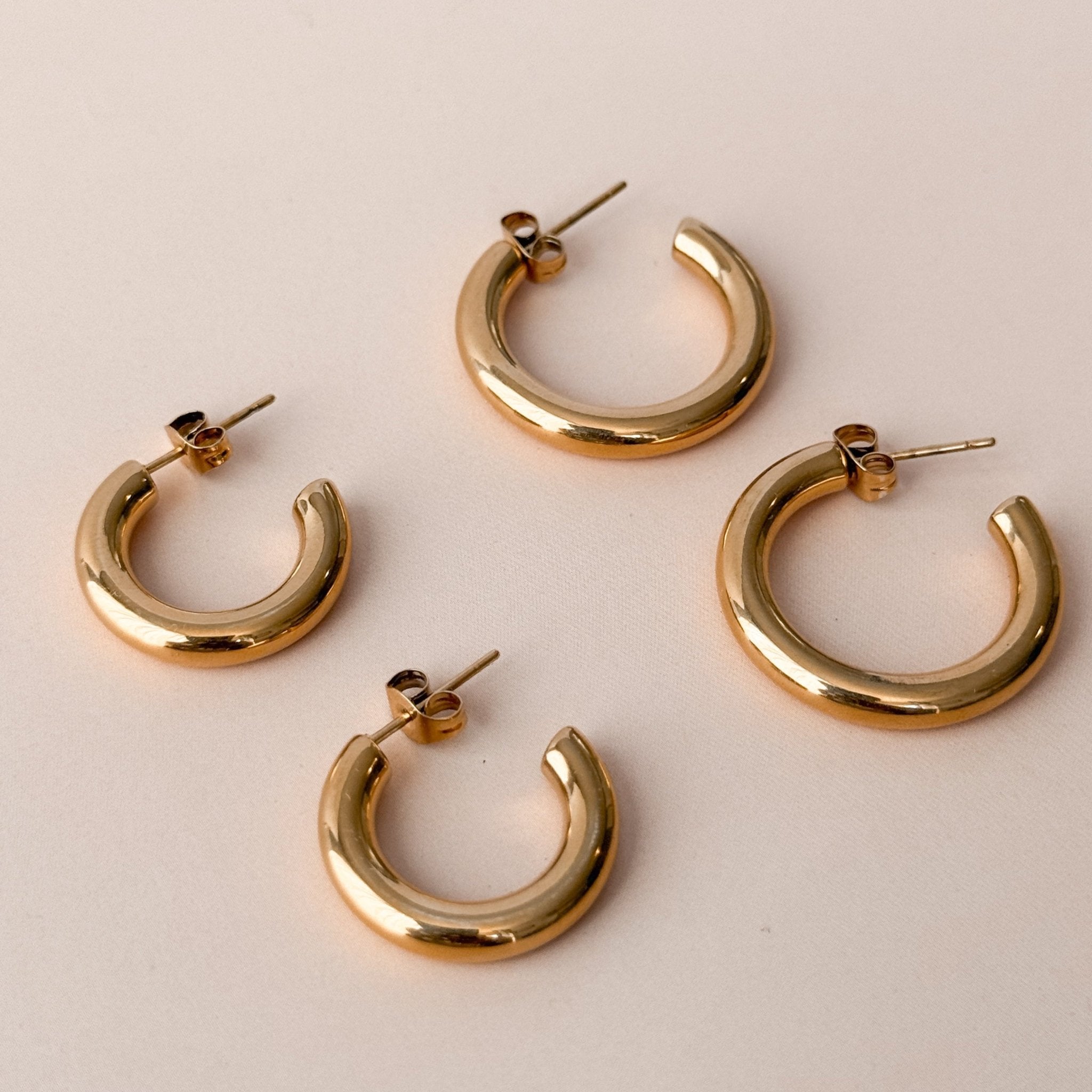 Classic Gold Hoops - Liv.Aura Jewelry