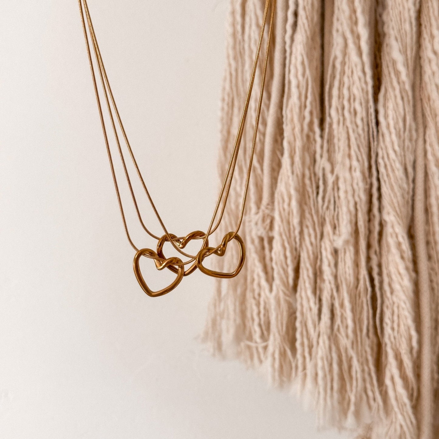 Elara Heart Necklace | 18K Gold Dainty & Romantic Pendant - Liv.Aura Jewelry