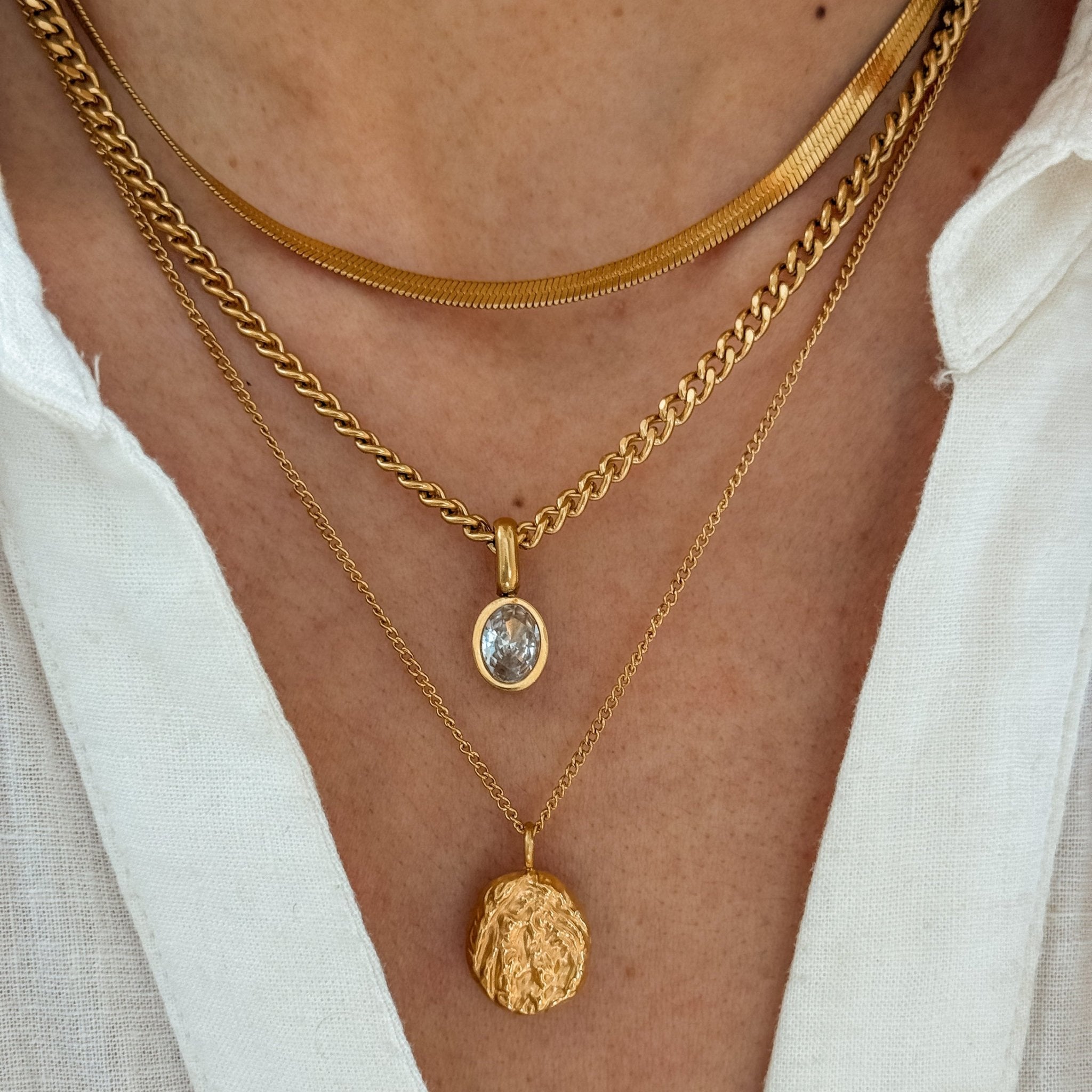 Golden Fragment Necklace – Waterproof & Hypoallergenic 18K Gold Pendant - Liv.Aura Jewelry