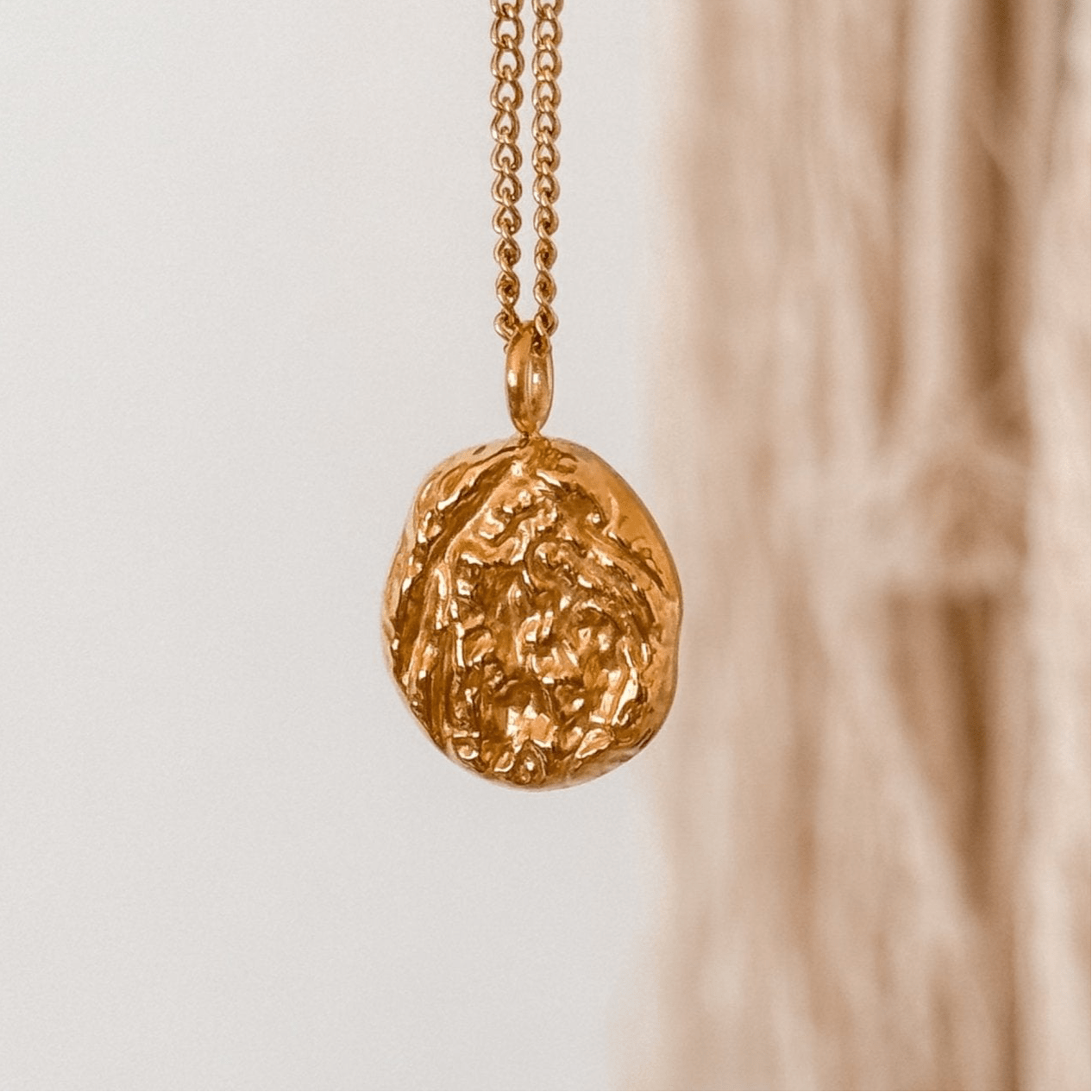 Golden Fragment Necklace - Liv.Aura Jewelry