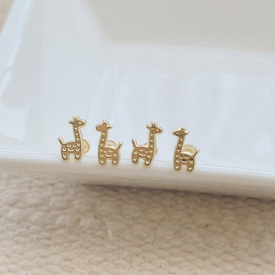 Load image into Gallery viewer, Our Giraffe stud earrings are a great gift for the giraffe lover in your life! T
