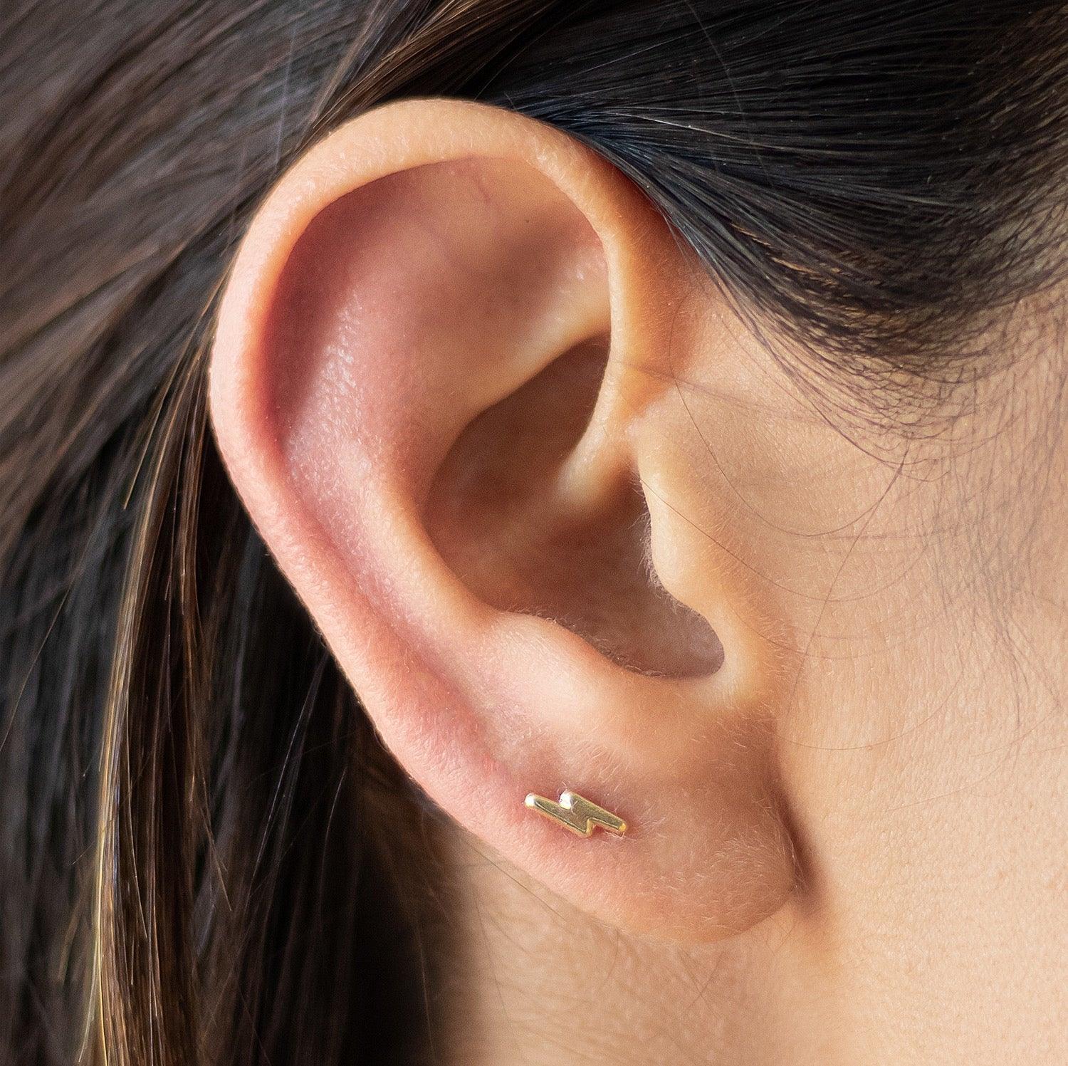 10k Gold Lightning Bolt Stud Earrings - Liv.Aura Jewelry