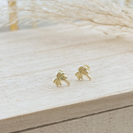 10k Gold Palm Tree Earrings - Liv.Aura Jewelry