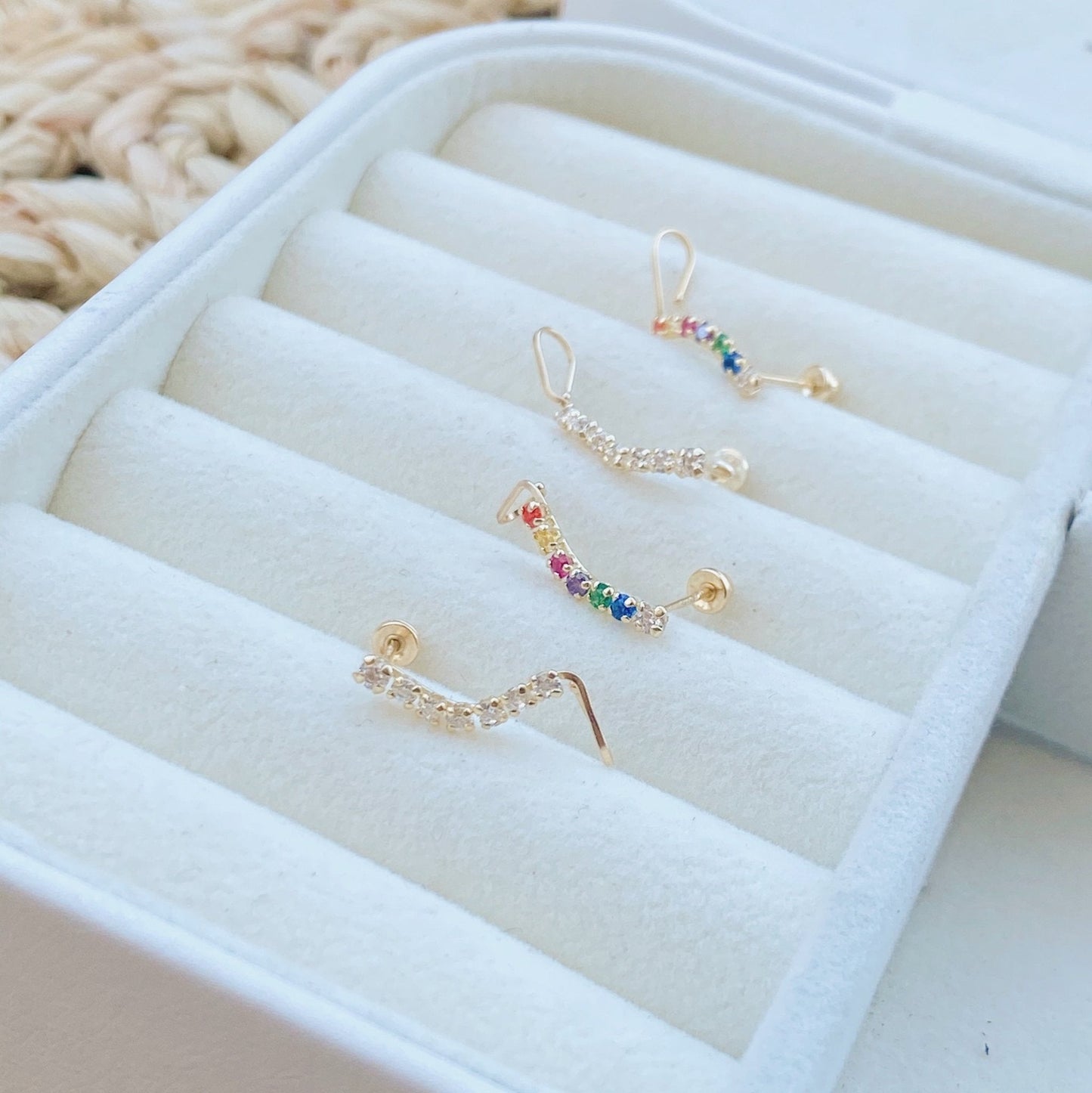 Load image into Gallery viewer, These gold Ear Climber Earrings are the perfect minimalist earring that you can wear every day.They&amp;#39;re a simple way to add instant style and personality to any outfit or occasion. s
