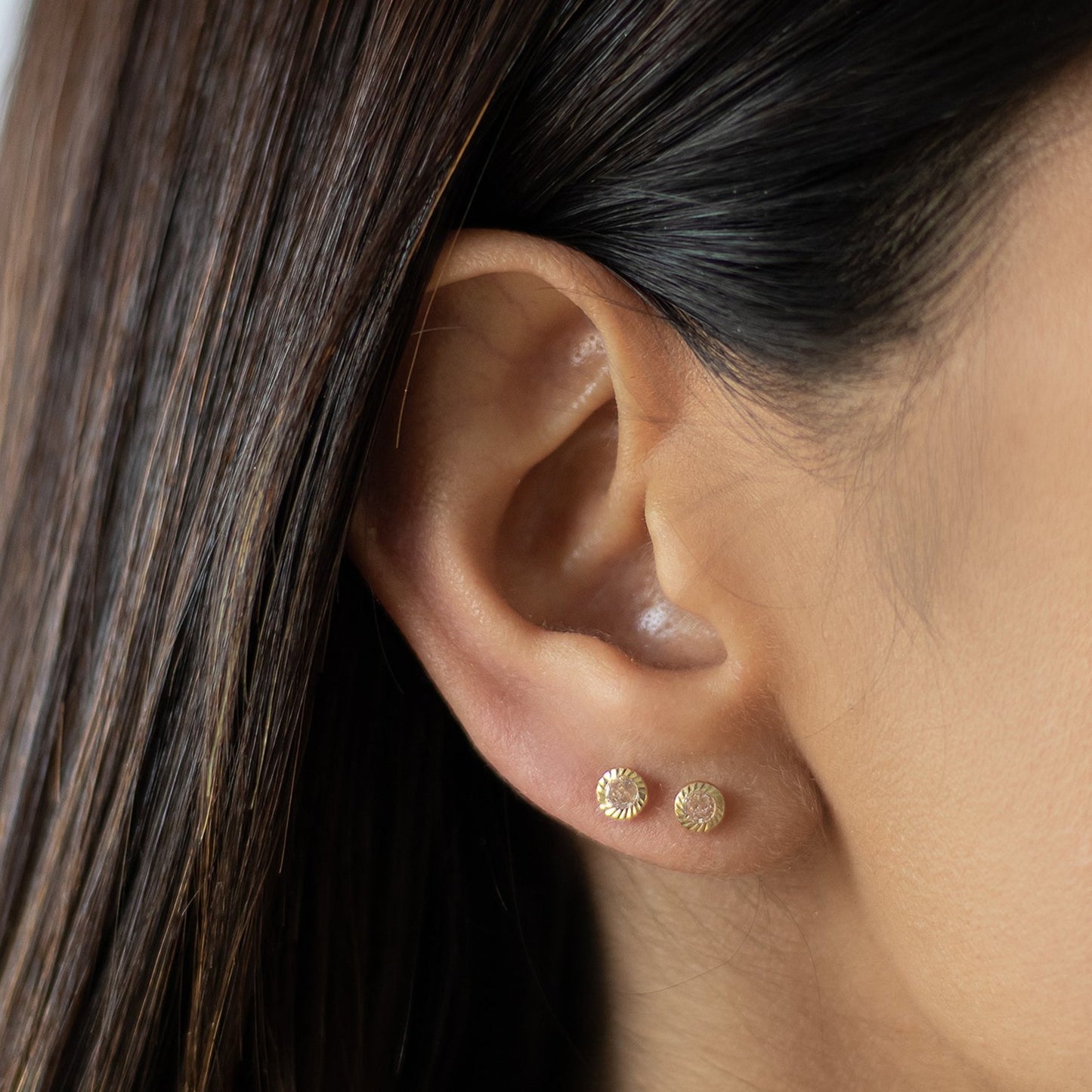 Load image into Gallery viewer, These perfect minimalist studs are a fabulous gift for your best friend or even yourself. These screw-back earrings look great in second hole piercings, but don&amp;#39;t be afraid to try them in first holes too!
